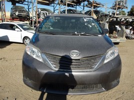 2017 Toyota Sienna LE Gray 3.5L AT 2WD #Z23468
